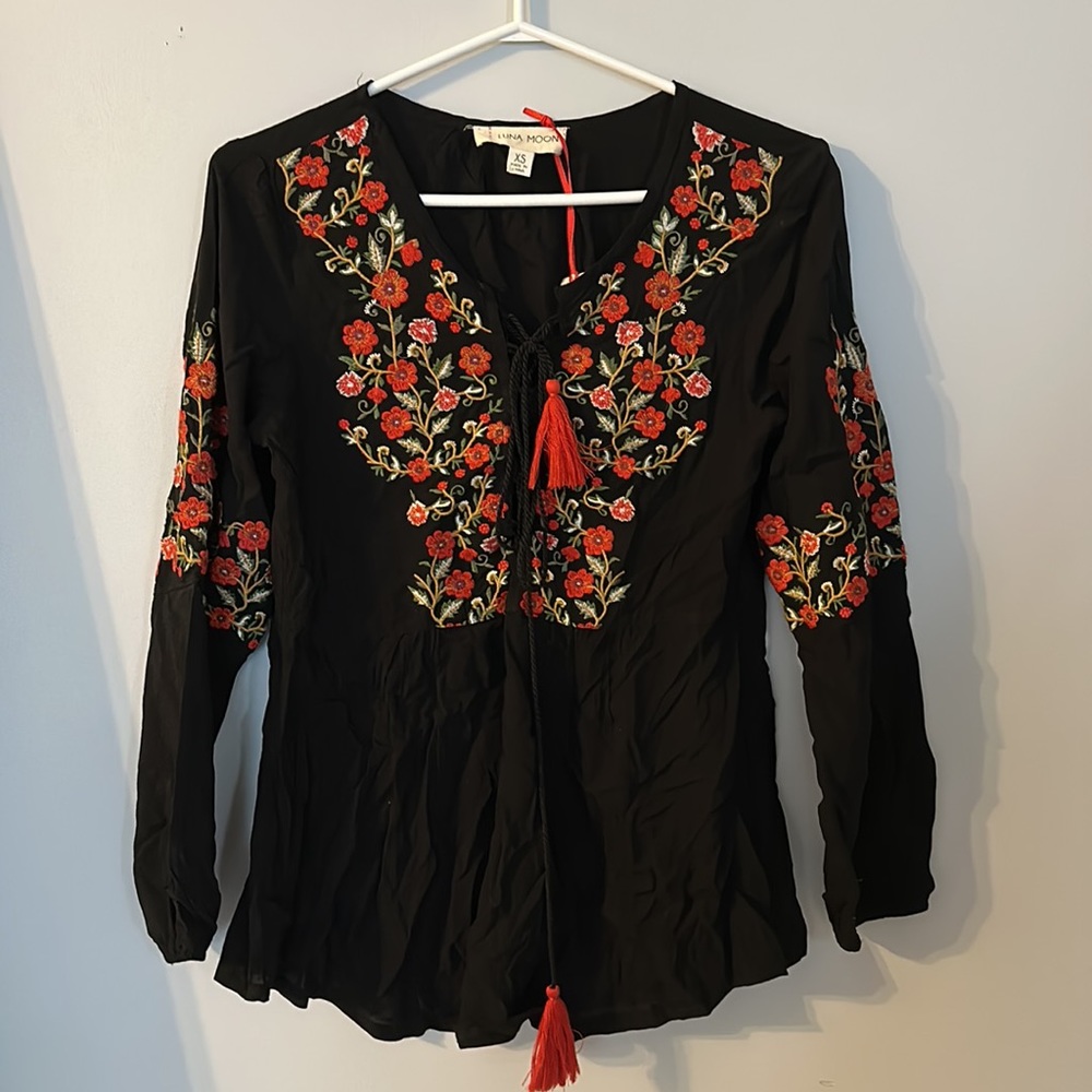 Black Luna Moon embroidered top!